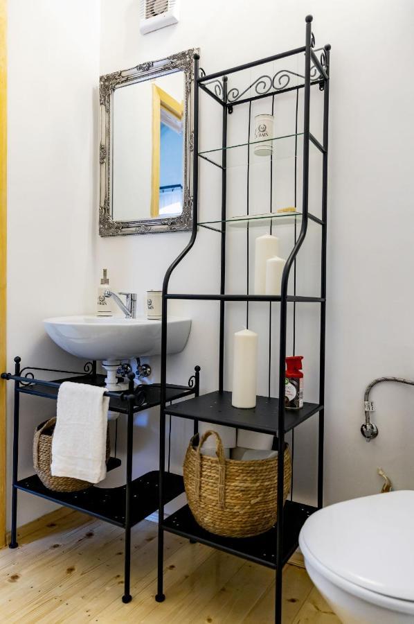 Apartman Charlotte V Dome So Studnou Na Streche Banská Štiavnica Exteriör bild